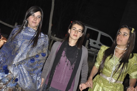 Yüksekova'da 06.07.11.2010 tarihleri arasında evlenen çiftleri sizler için sayfamıza taşıdık. Yüksekova Güncel olarak tüm çiftlerimize mutluluklar dileriz