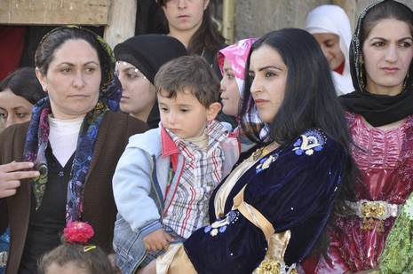 Yüksekova'da 13.14.11.2010 tarihleri arasında evlenen çiftleri sizler için sayfamıza taşıdık. Yüksekova Güncel olarak tüm çiftlerimize mutluluklar dileriz