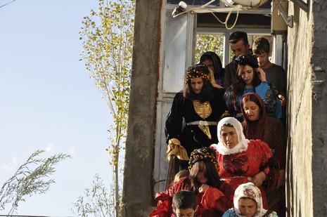 Yüksekova'da 13.14.11.2010 tarihleri arasında evlenen çiftleri sizler için sayfamıza taşıdık. Yüksekova Güncel olarak tüm çiftlerimize mutluluklar dileriz