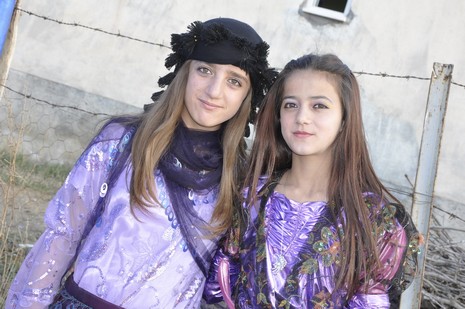 Yüksekova'da 13.14.11.2010 tarihleri arasında evlenen çiftleri sizler için sayfamıza taşıdık. Yüksekova Güncel olarak tüm çiftlerimize mutluluklar dileriz