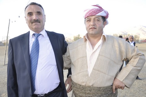 Yüksekova'da 13.14.11.2010 tarihleri arasında evlenen çiftleri sizler için sayfamıza taşıdık. Yüksekova Güncel olarak tüm çiftlerimize mutluluklar dileriz