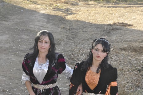 Yüksekova'da 13.14.11.2010 tarihleri arasında evlenen çiftleri sizler için sayfamıza taşıdık. Yüksekova Güncel olarak tüm çiftlerimize mutluluklar dileriz