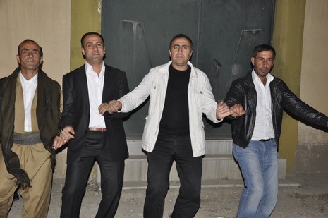 Yüksekova'da 13.14.11.2010 tarihleri arasında evlenen çiftleri sizler için sayfamıza taşıdık. Yüksekova Güncel olarak tüm çiftlerimize mutluluklar dileriz