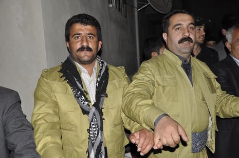 Yüksekova'da 20.21.11.2010 tarihleri arasında evlenen çiftleri sizler için sayfamıza taşıdık. Yüksekova Güncel olarak tüm çiftlerimize mutluluklar dileriz