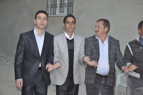 Yüksekova'da 20.21.11.2010 tarihleri arasında evlenen çiftleri sizler için sayfamıza taşıdık. Yüksekova Güncel olarak tüm çiftlerimize mutluluklar dileriz