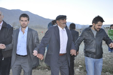 Yüksekova'da 20.21.11.2010 tarihleri arasında evlenen çiftleri sizler için sayfamıza taşıdık. Yüksekova Güncel olarak tüm çiftlerimize mutluluklar dileriz