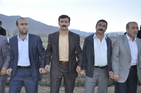 Yüksekova'da 20.21.11.2010 tarihleri arasında evlenen çiftleri sizler için sayfamıza taşıdık. Yüksekova Güncel olarak tüm çiftlerimize mutluluklar dileriz