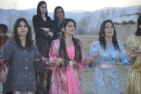 Yüksekova'da 20.21.11.2010 tarihleri arasında evlenen çiftleri sizler için sayfamıza taşıdık. Yüksekova Güncel olarak tüm çiftlerimize mutluluklar dileriz