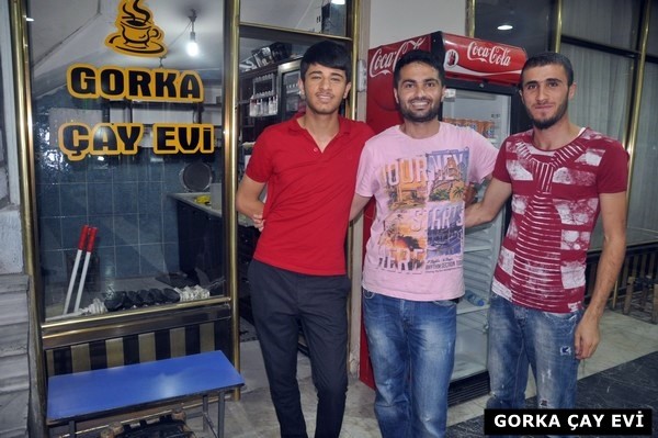 Tüm Yüksekova halkının Ramazan Bayramını kutlar bu bayramın barışın hâkim olduğu, kanın gözyaşının akmadığı günlere vesile olmasını temenni ederim. Saygılarımla.