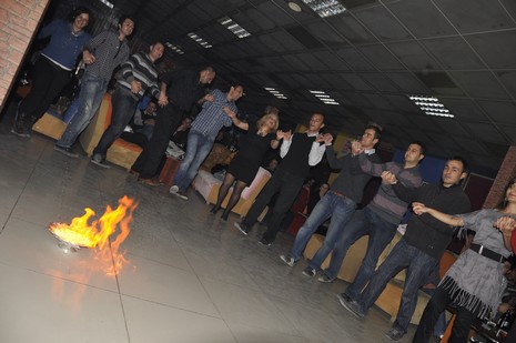 Yüksekova'da Öğretmenler doyasıya eğlendi