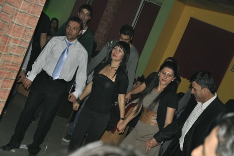 Yüksekova'da Öğretmenler doyasıya eğlendi