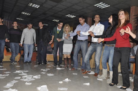 Yüksekova'da Öğretmenler doyasıya eğlendi