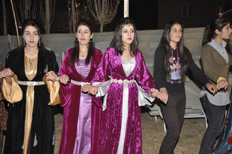 Yüksekova'da 04.05.12.2010 tarihleri arasında evlenen çiftleri sizler için sayfamıza taşıdık. Yüksekova Güncel olarak tüm çiftlerimize mutluluklar dileriz.