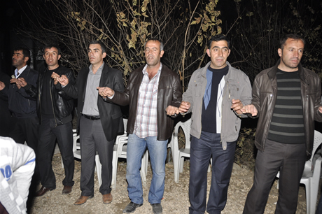 Yüksekova'da 04.05.12.2010 tarihleri arasında evlenen çiftleri sizler için sayfamıza taşıdık. Yüksekova Güncel olarak tüm çiftlerimize mutluluklar dileriz.