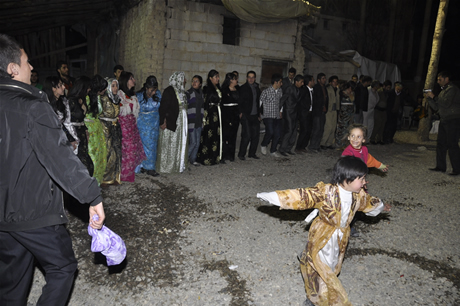Yüksekova'da 04.05.12.2010 tarihleri arasında evlenen çiftleri sizler için sayfamıza taşıdık. Yüksekova Güncel olarak tüm çiftlerimize mutluluklar dileriz.