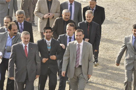 Yüksekova'da Sporla ile Sağlıklı Yaşam Bilinçli Nesiller Projesi kapsamında bir futbol Okulu açıldı.