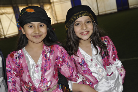 Yüksekova'da Sporla ile Sağlıklı Yaşam Bilinçli Nesiller Projesi kapsamında bir futbol Okulu açıldı.