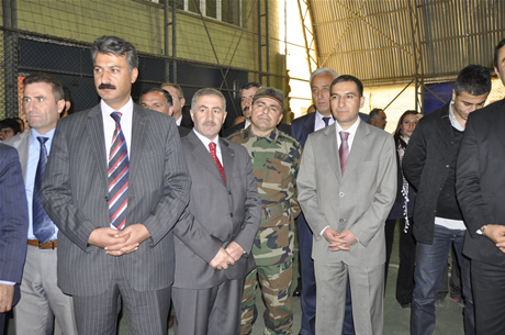 Yüksekova'da Sporla ile Sağlıklı Yaşam Bilinçli Nesiller Projesi kapsamında bir futbol Okulu açıldı.