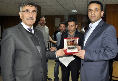 Güvener Radyo Dinleyicilerinin tarafından seçilen Hakkari ilinin yılın başarılıları ödül töreni