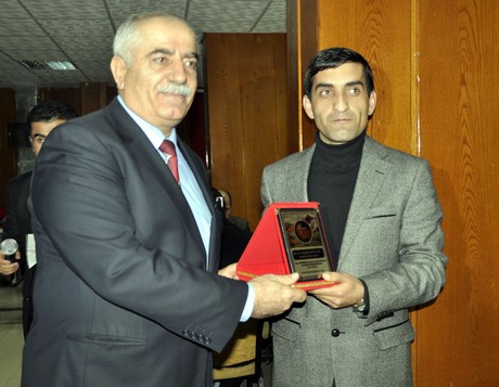 Güvener Radyo Dinleyicilerinin tarafından seçilen Hakkari ilinin yılın başarılıları ödül töreni
