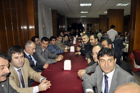 Güvener Radyo Dinleyicilerinin tarafından seçilen Hakkari ilinin yılın başarılıları ödül töreni