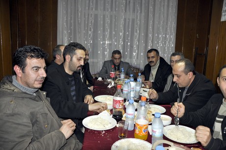 Güvener Radyo Dinleyicilerinin tarafından seçilen Hakkari ilinin yılın başarılıları ödül töreni