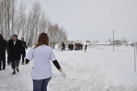 Yüksekova'da Hasta Kurtarma Operasyonu