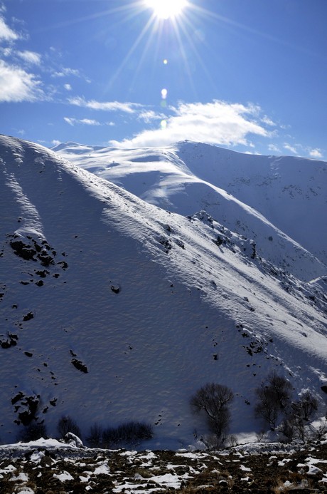 Kar'ın başkenti Yüksekova'dan doyumsuz görüntüleri ve fotoğrafları siz değerli okuyucularımız için hazırladık.