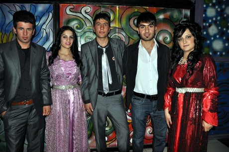 Özel Kampüs Dershanesi öğrenci ve öğretmenleri yoğun geçen YGS hazırlığı stresini atmak için düzenlenen moral gecesinde buluştular.