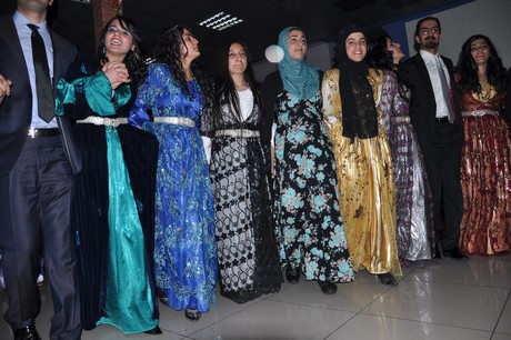 Özel Kampüs Dershanesi öğrenci ve öğretmenleri yoğun geçen YGS hazırlığı stresini atmak için düzenlenen moral gecesinde buluştular.