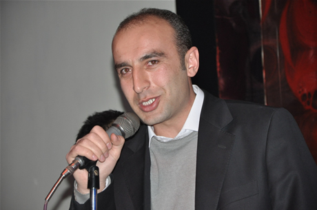 YGS sınavından önce Yüksekova Deneyim Dersanesi Öğrencileri Bir araya gelerek moral depoladılar