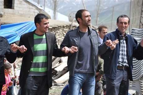 Yüksekova'da 07.08.05.2011 tarihleri arasında evlenen çiftleri sizler için sayfamıza taşıdık. Yüksekova Güncel olarak tüm çiftlerimize mutluluklar dileriz.