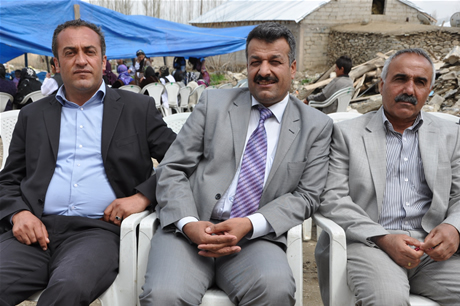 Yüksekova'da 07.08.05.2011 tarihleri arasında evlenen çiftleri sizler için sayfamıza taşıdık. Yüksekova Güncel olarak tüm çiftlerimize mutluluklar dileriz.