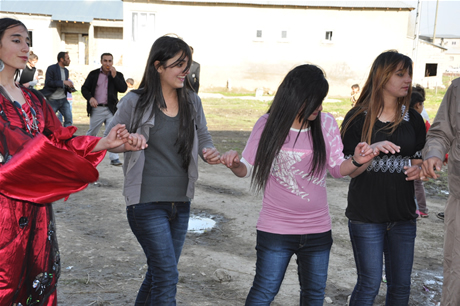 Yüksekova'da 07.08.05.2011 tarihleri arasında evlenen çiftleri sizler için sayfamıza taşıdık. Yüksekova Güncel olarak tüm çiftlerimize mutluluklar dileriz.