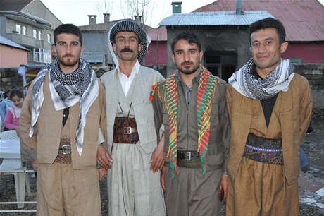 Yüksekova'da 07.08.05.2011 tarihleri arasında evlenen çiftleri sizler için sayfamıza taşıdık. Yüksekova Güncel olarak tüm çiftlerimize mutluluklar dileriz.