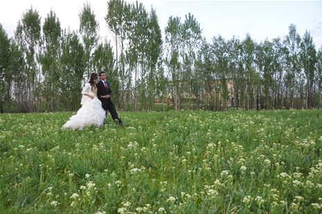 Yüksekova'da 28.29.05.2011 tarihleri arasında evlenen çiftleri sizler için sayfamıza taşıdık. Yüksekova Güncel olarak tüm çiftlerimize mutluluklar dileriz. Foto: Yaşar Kaplan