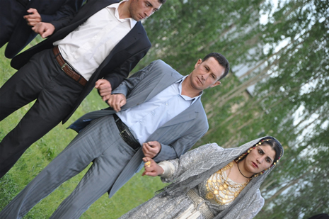 Yüksekova'da 28.29.05.2011 tarihleri arasında evlenen çiftleri sizler için sayfamıza taşıdık. Yüksekova Güncel olarak tüm çiftlerimize mutluluklar dileriz. Foto: Yaşar Kaplan
