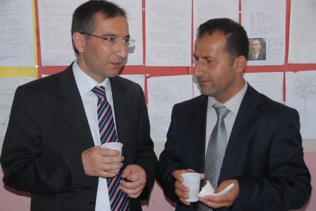 Yüksekova'da Halk Eğitim Müdürlüğü tarafından 2010-2011 yıl sonu sergisi açıldı.