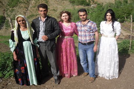 Yüksekova'da 01 ile 05 Haziran 2011 tarihleri arasında  evlenen çiftleri sizler için sayfamıza taşıdık. Yüksekova Güncel olarak tüm çiftlerimize mutluluklar dileriz.