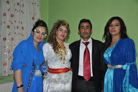 Yüksekova'da 01 ile 05 Haziran 2011 tarihleri arasında  evlenen çiftleri sizler için sayfamıza taşıdık. Yüksekova Güncel olarak tüm çiftlerimize mutluluklar dileriz.