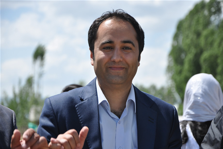 Yüksekova'da 01 ile 05 Haziran 2011 tarihleri arasında  evlenen çiftleri sizler için sayfamıza taşıdık. Yüksekova Güncel olarak tüm çiftlerimize mutluluklar dileriz.