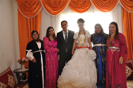 Yüksekova'da 01 ile 05 Haziran 2011 tarihleri arasında  evlenen çiftleri sizler için sayfamıza taşıdık. Yüksekova Güncel olarak tüm çiftlerimize mutluluklar dileriz.