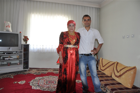 Yüksekova'da 01 ile 05 Haziran 2011 tarihleri arasında  evlenen çiftleri sizler için sayfamıza taşıdık. Yüksekova Güncel olarak tüm çiftlerimize mutluluklar dileriz.