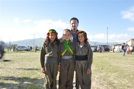 Yüksekova'da 01 ile 05 Haziran 2011 tarihleri arasında  evlenen çiftleri sizler için sayfamıza taşıdık. Yüksekova Güncel olarak tüm çiftlerimize mutluluklar dileriz.