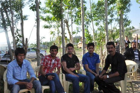 Yüksekova'da 01 ile 05 Haziran 2011 tarihleri arasında  evlenen çiftleri sizler için sayfamıza taşıdık. Yüksekova Güncel olarak tüm çiftlerimize mutluluklar dileriz.