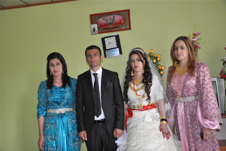 Yüksekova'da 01 ile 05 Haziran 2011 tarihleri arasında  evlenen çiftleri sizler için sayfamıza taşıdık. Yüksekova Güncel olarak tüm çiftlerimize mutluluklar dileriz.