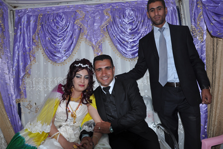 Yüksekova'da 01 ile 05 Haziran 2011 tarihleri arasında  evlenen çiftleri sizler için sayfamıza taşıdık. Yüksekova Güncel olarak tüm çiftlerimize mutluluklar dileriz.