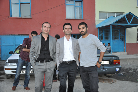 Yüksekova'da 01 ile 05 Haziran 2011 tarihleri arasında  evlenen çiftleri sizler için sayfamıza taşıdık. Yüksekova Güncel olarak tüm çiftlerimize mutluluklar dileriz.