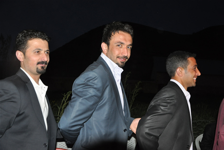 Yüksekova'da 01 ile 05 Haziran 2011 tarihleri arasında  evlenen çiftleri sizler için sayfamıza taşıdık. Yüksekova Güncel olarak tüm çiftlerimize mutluluklar dileriz.