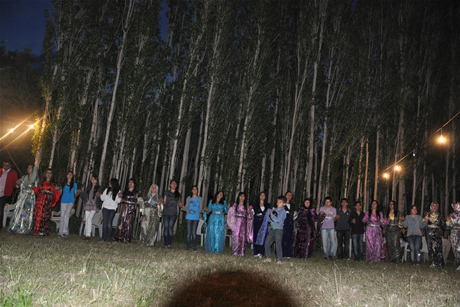 Yüksekova'da 01 ile 05 Haziran 2011 tarihleri arasında  evlenen çiftleri sizler için sayfamıza taşıdık. Yüksekova Güncel olarak tüm çiftlerimize mutluluklar dileriz.